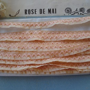 1y Vintage French 7/16&quot; Peach Ruffle Ribbon Pink Chenille Accent Rayon Edwardian Flapper Antique Boudoir Glove Box Doll Dress Bonnet Hat