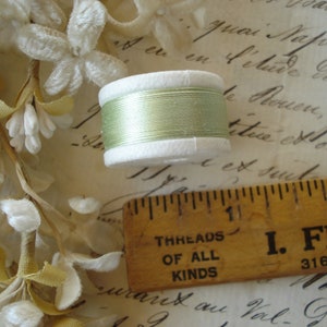 Vintage Talon Light Celery Green #720 Pure Silk Spool Buttonhole Twist Hand Sewing Embroidery Thread French Ribbon Trim Floss DMC Doll Lace