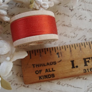 Vintage Belding Corticelli Rusty Orange 4445 Pure Silk Spool Button Hole Twist Hand Sewing Embroidery Thread Doll Ribbonwork Fly Tying