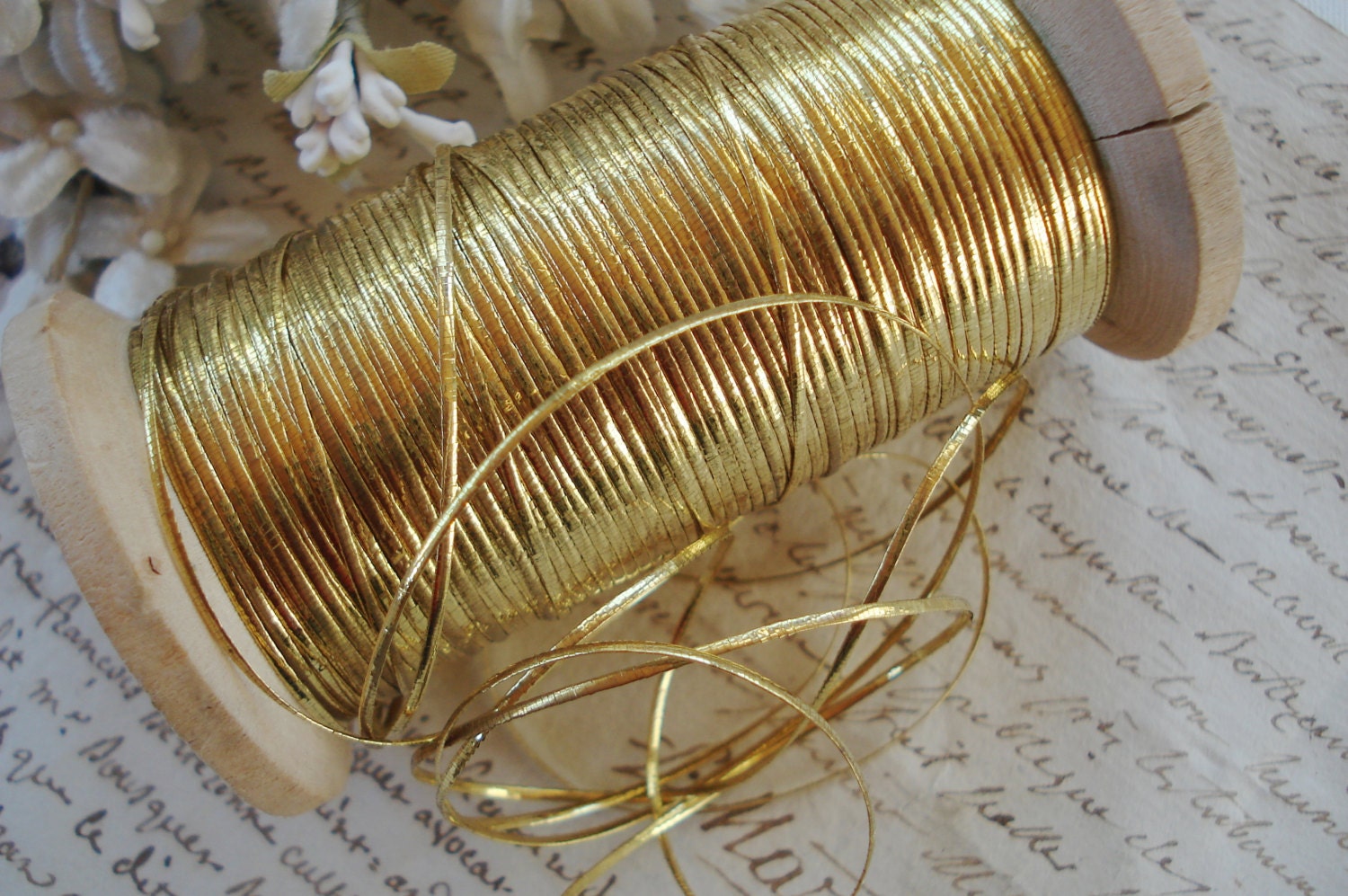 Janome Metallic Thread M003 GOLD Embroidery 200901109