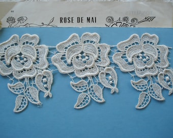 3 pieces Vintage USA Crispy White Big Rose Applique Venise Schiffli Lace Flower Floral Embroidered Trim French Ribbon Sewing Novelty Patch