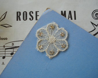 1 piece Vintage French 1" Small Lace Flower Rhinestone Applique Antique French Bebe Doll Dress Hat Bonnet Crazy Quilt Ribbon Trim Journal