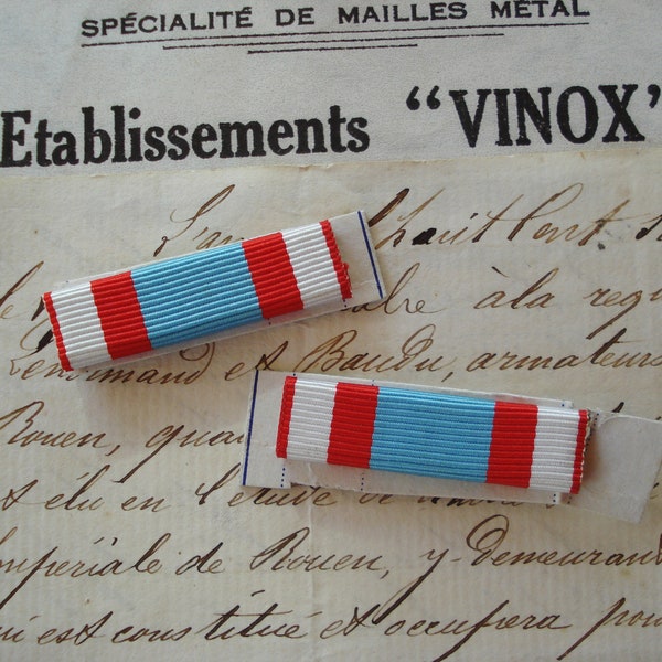 ONE Pce Antique French Red Whit Blue Silk Ribbon WW1 Post Decoration Military Pin Bar Ribbon Military Badge Military Memorabilia Stripe Trim