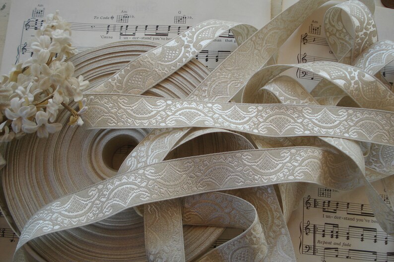 1y 9 Vintage 1 White Gold Metallic Floral Art Deco Etsy