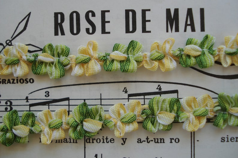 1y Vintage French Ombre Green Yellow Floral Rococo Rosette Ribbon Work Flower Hat Doll Trim Scrapbook Flapper Embellishment France