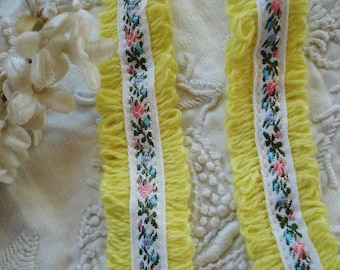 1y Vintage 7/8" Pink Blue Floral Jacquard Ribbon Trim Sunny Yellow Yarn Fringe Edge French Bebe Doll Dress Bonnet Shabby Chic Crazy Quilt