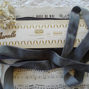 1y Antique Swiss 1&quot; Whale Gray Lush Rayon Velvet Taffeta Back Millinery Ribbon Trim Vintage Lady Hat Flapper Edwardian Downton Abbey Cloche