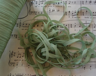 5y Vintage Tiny 1/4" Shabby Green Rayon Taffeta Ribbon Trim Hat Doll Millinery Flower Ribbon Work Bonnet Sewing Tag Shabby Dollhouse