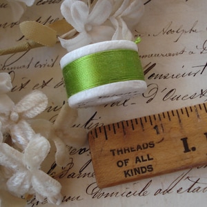 Vintage Talon Lime Green #716 Pure Silk Spool Buttonhole Twist Hand Sewing Embroidery Thread French Ribbon Trim Floss DMC Doll Making Lace