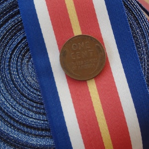 1 an vintage français 1 5/8 rouge blanc bleu jaune rayures rayonne satin militaire chapellerie drapeau insigne de récompense cocarde patriotique ruban chapeau garniture image 4