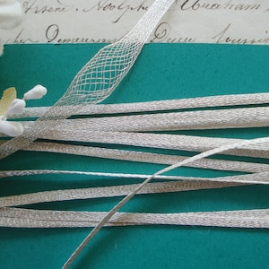 1y Antique French Silver Tiny 1/8&quot; Expanding to 1/2&quot; Fine Metallic Mesh Thread Ribbon Work Embroidery Trim Vintage Applique Flower Base Lace