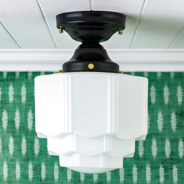 Art Deco Vintage opnieuw bedraad inbouw plafondlamp armatuur zwart messing wit melkglas wolkenkrabber schoolgebouw keuken jaren 1930