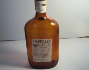 1940's Hiram Walker & Sons  Peoria, ILL Imperial Blended EMPTY Whiskey 8 3/8 inch tall amber pint bottle