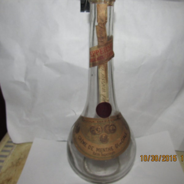 1890's Bordeaux Cordial Co Creme De Menthe 10 3/4 inch tall Clear bottle Liquor Paper Label