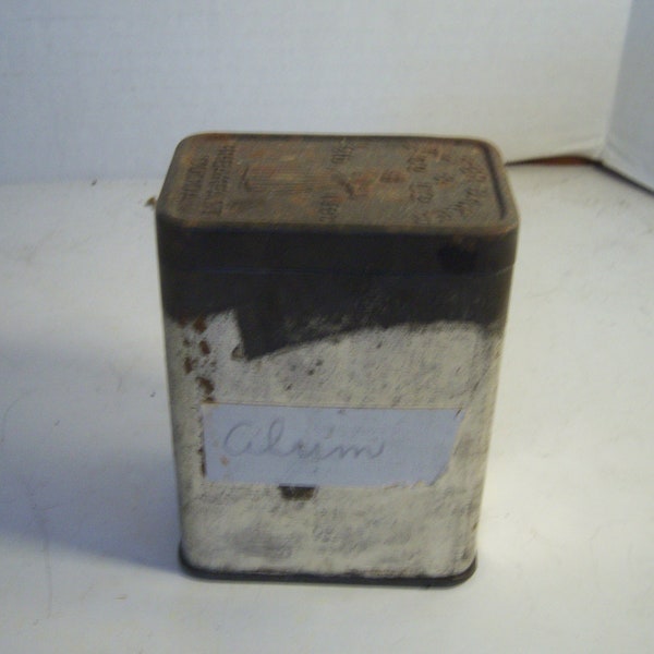 1920's Walter Baker Dorchester Boston, Mass Breakfast Cocoa 4 1/4" Metal Cocoa Box Tin