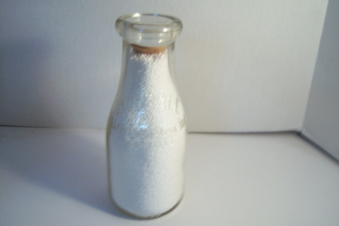 1940's Avondale Farms Creamery Knoxville Tenn Pyro 7 3/8 Pint Milk