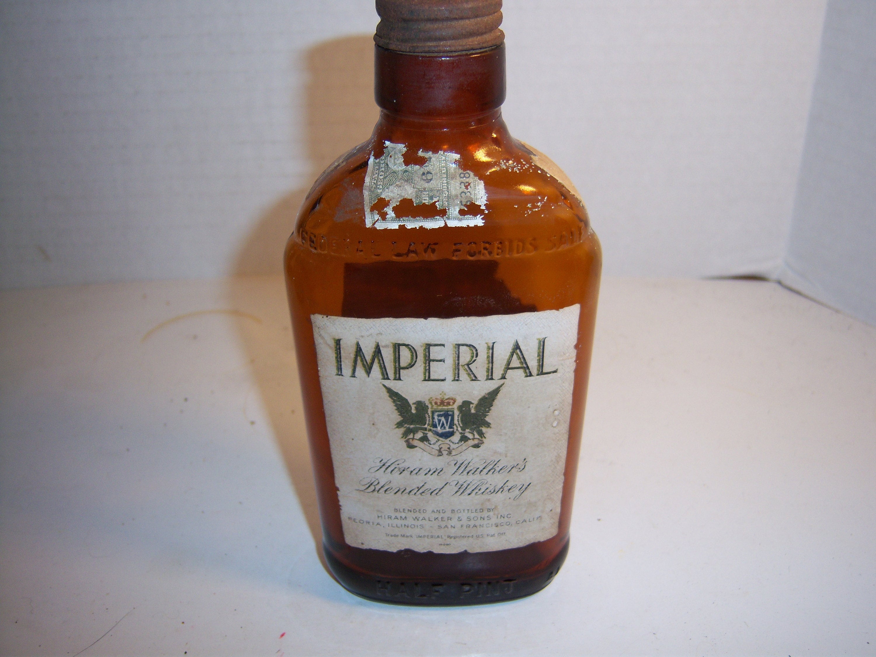 JS - 1940's Hiram Walker & Sons Peoria, ILL Imperial Blended EMPTY