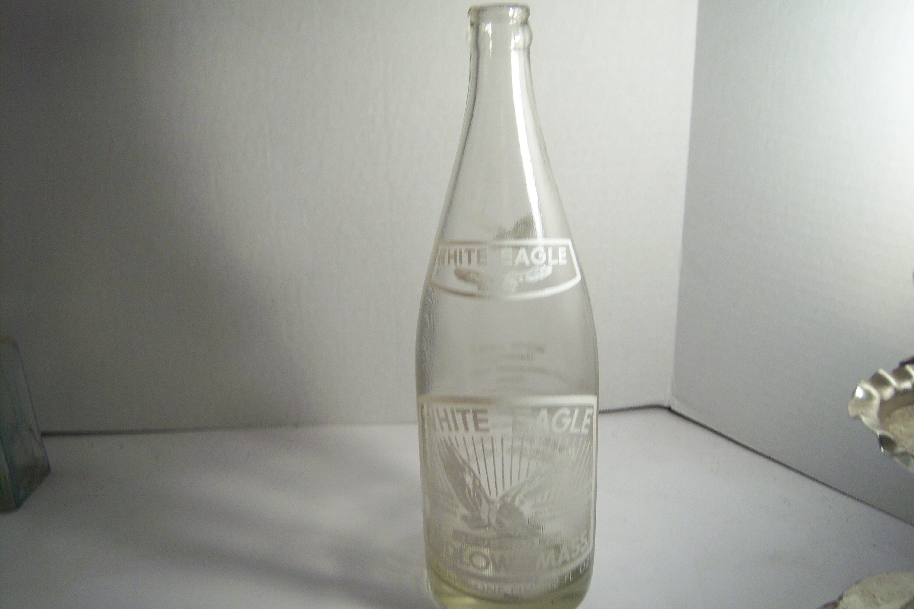 1972 White Eagle Bird Beverages Ludlow, Mass Clear Bottle With