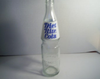 1971 Diet Rite Cola Coca Cola Bottling Co Macon Ga 16 oz aqua acl painted label soda bottle 10 7/8" tall No 2