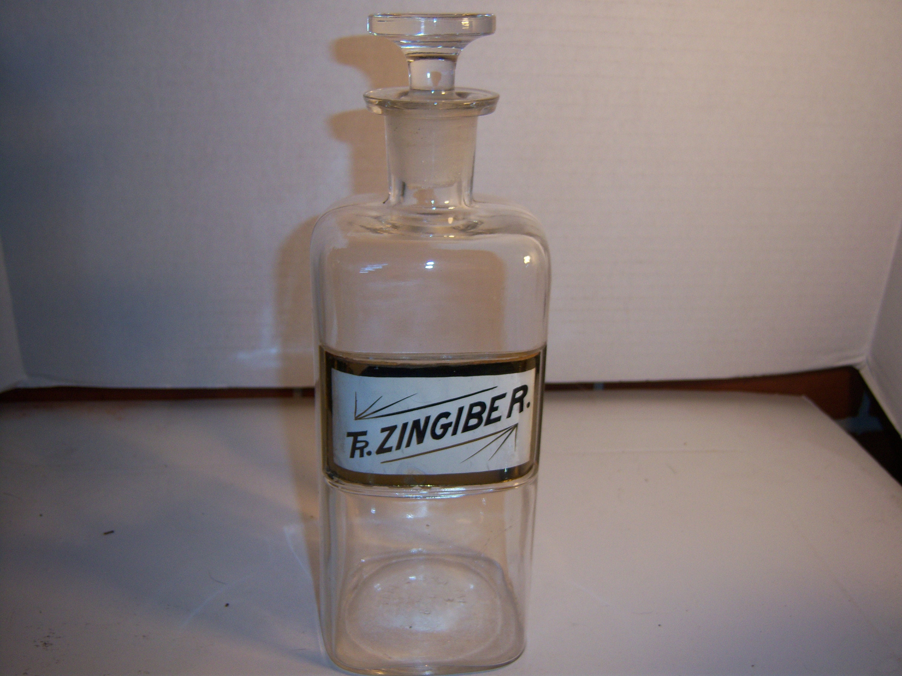 BW - 1890's Re. Zingiber 10