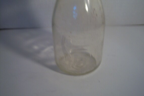 Quarter Pint Milk Bottle Farmer's Cream (JEF) Quarter Pint Milk Bottle Farmer's Cream (JEF)