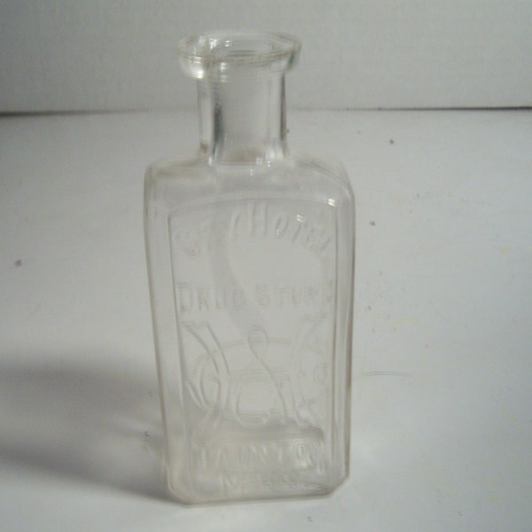 1890's City Hotel Drug Store Taunton, Mass 4 5/8 inch clear medicine druggist pharmacy homeopathic bottle