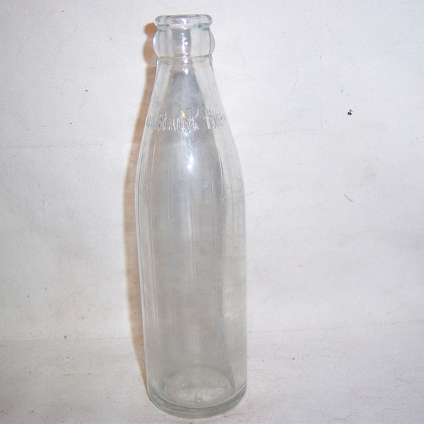 1940's Canada Dry clear deco soda bottle 7 3/4 inches tall