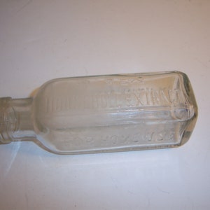 PA1 - 1920&#39;s Hires Extract Philadelphia, Pa Clear 4 3/8 inch tall Root Beer Extract  food bottle No 2