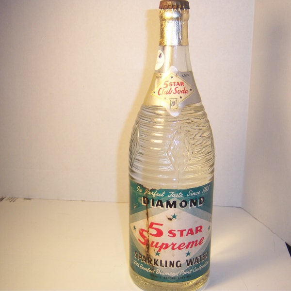 Diamant 5 Star eau pétillante Waterbury, Conn pinte soude avec étiquettes & contenu des années 1950