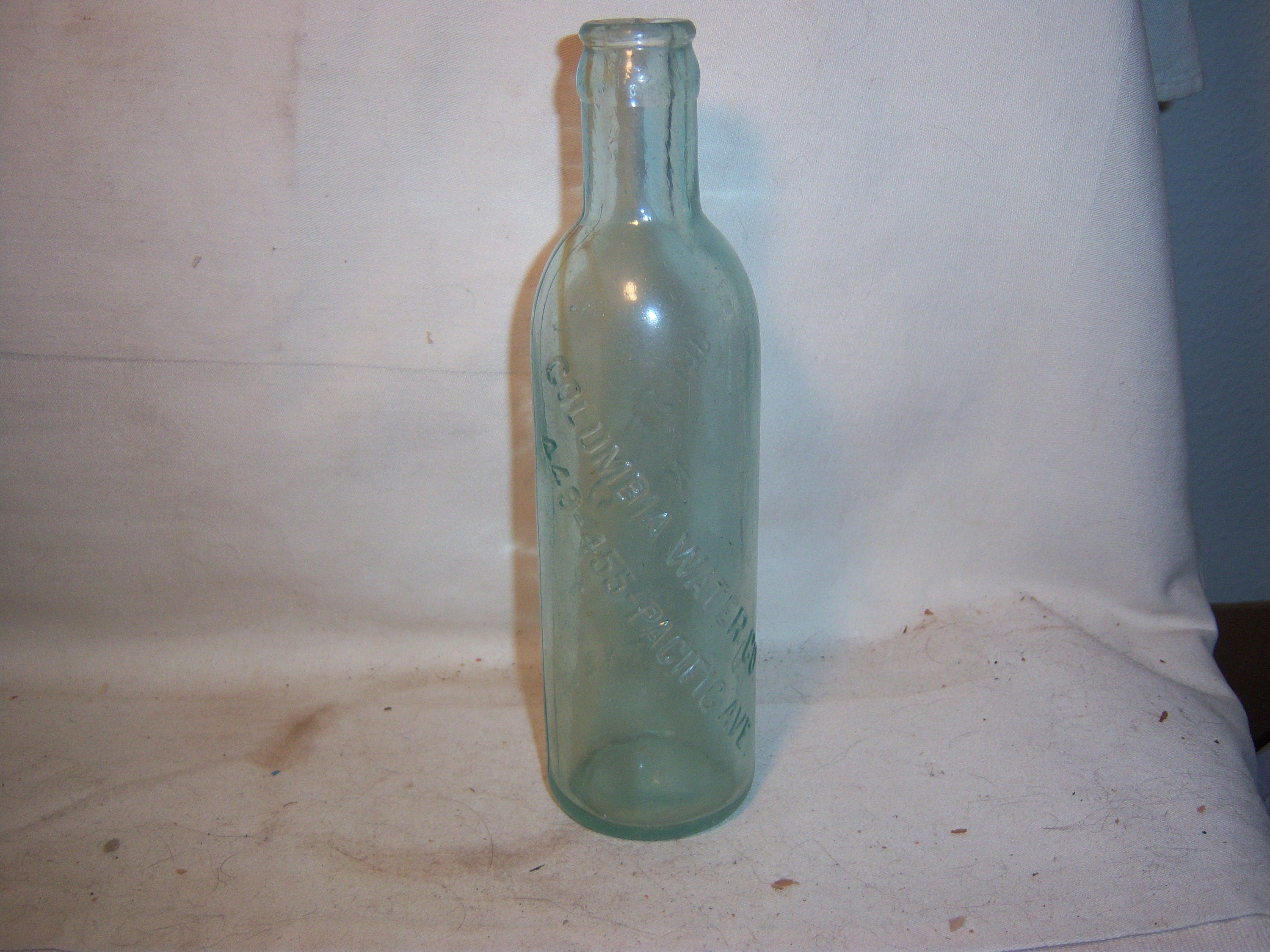 1900's Columbia Water Co Jersey City NJ Aqua Crown Top 7 7/8 Inch Soda  Bottle 