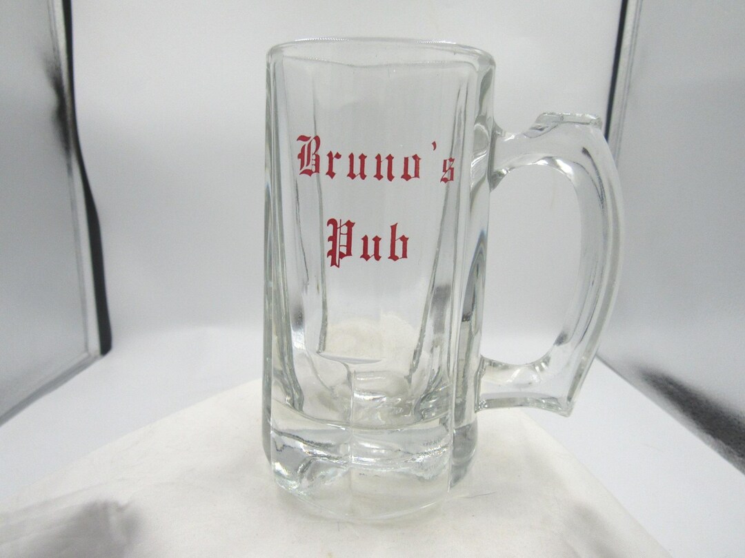 Pyro Mug PA6 - Bruno's Pub Red Pyro 5 3/4