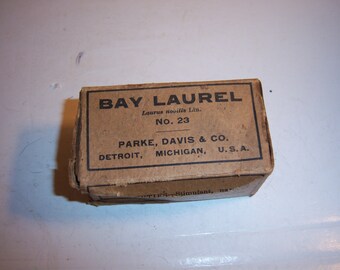 BW - 1900-20's Parke Davis Detroit Mich Bay Laurel 2 3/4" Long Druggist Pharmacy Medicine Cardboard Box