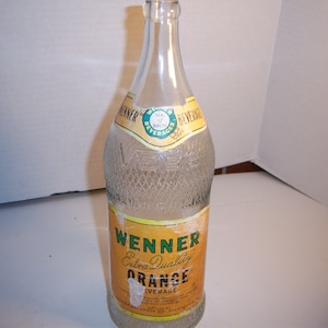 PA4 - 1940&#39;s Wenner Orange Soda Allentown Pa Clear Quart Paper Label Soda bottle