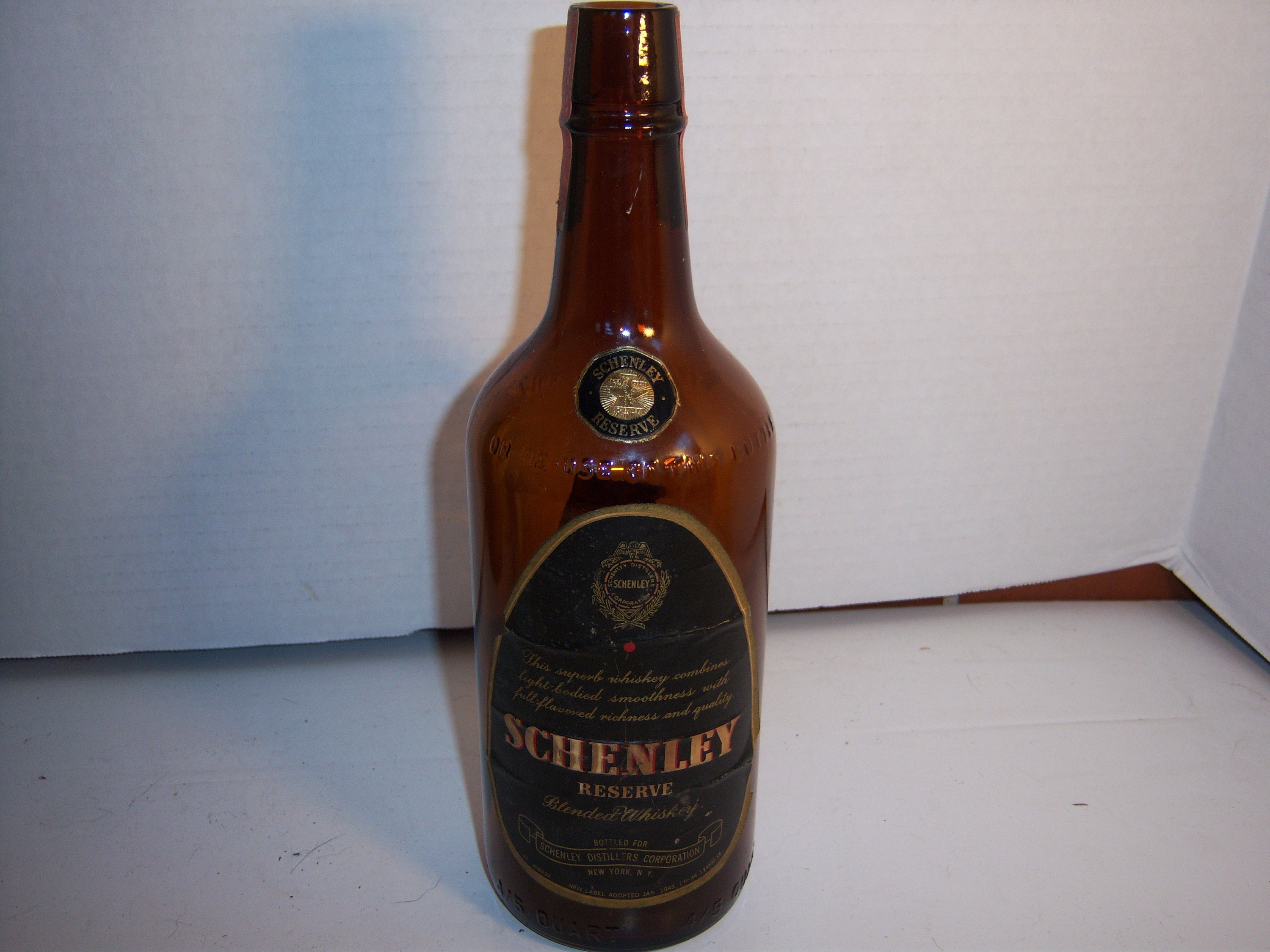 Schenley リザーブ アメリカンウイスキー 小瓶　アンティーク VERY RARE Vintage Schenley Advertising Whiskey Bottle With