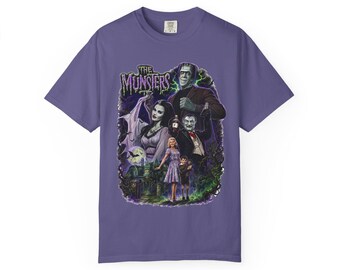 The Munsters Family Portrait T-shirt | Classic TV Horror Tee
