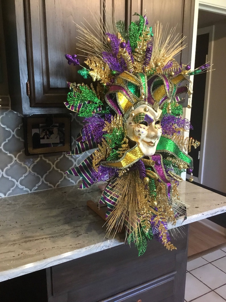 mardi gras swag wreaths
