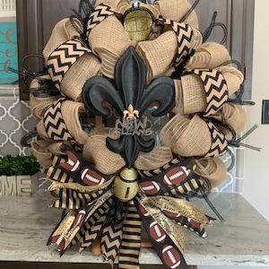 Black and Gold Wreath