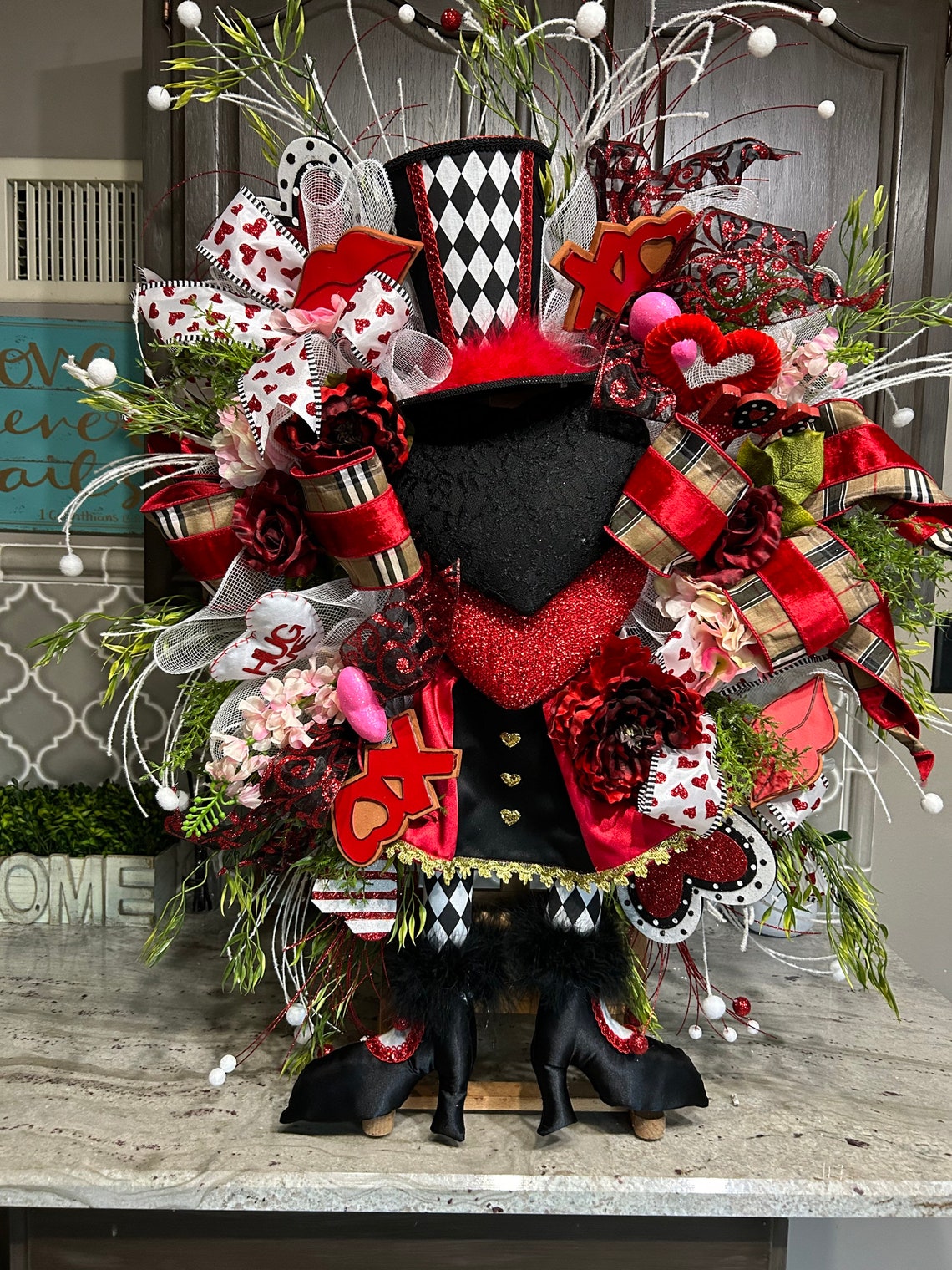Valentines Wreath Queen of Hearts Wreath Valentine Wreath Etsy