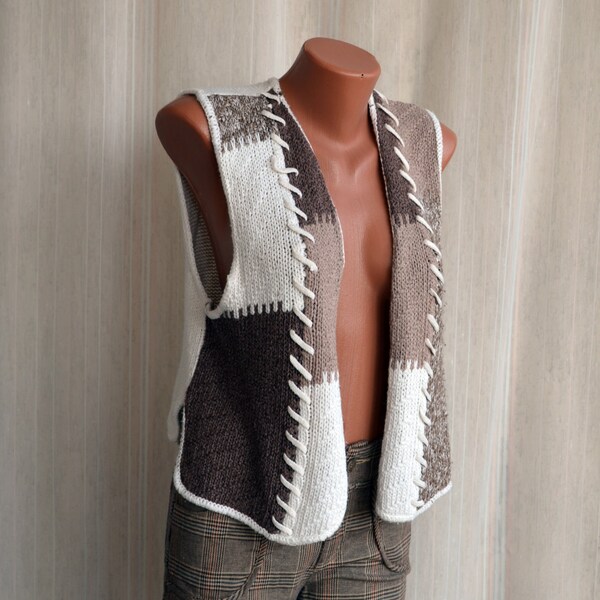 Vintage gebreide Ethno Vest, maat M - L / 36-38