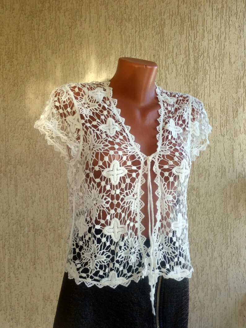 Crochet White Bralette Vintage Boho Top Wrap Fishnet Knit Hip Sleeveless Top size M 36 38 EU