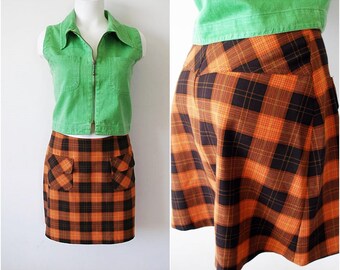 1970s Vintage Rockabilly NAF NAF Mini Skirt Orange Black size 38 Short Plaid Casual Gingham S-M Rock end Roll Women Wear