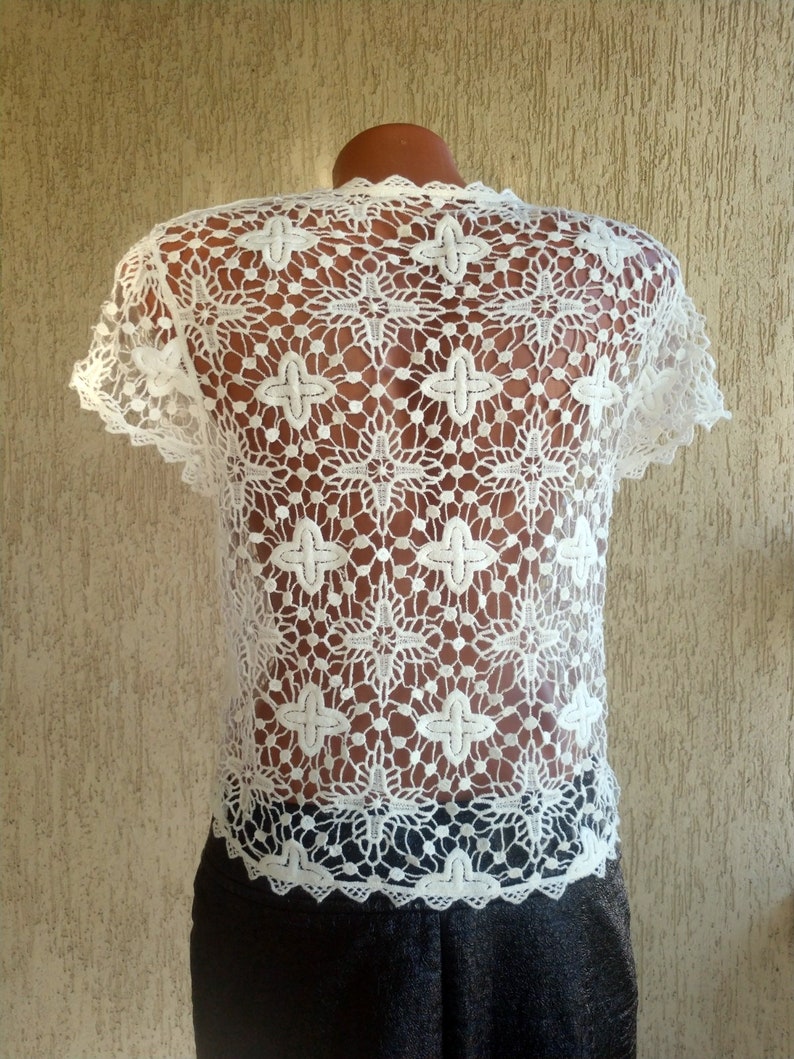 Crochet White Bralette Vintage Boho Top Wrap Fishnet Knit Hip Sleeveless Top size M 36 38 EU