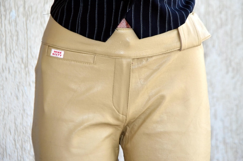 Vinyl Vintage Miss SIXTY Leather Pants XS S W 27 L 34 Faux Beige Trousers High Waist Casual Wear Stretch Pants