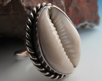 Sterling Silver Twist Cowrie Shell Ring with Free Polishing Cloth