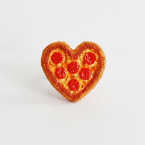 Pepperoni Pizza Heart Adjustable Ring - Miniature Food Jewelry - Valentine Gift Ideas - Christmas - Funny Gag Gift - Resin Jewelry - Novelty