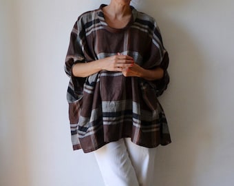 Linen smock / top. Plus size and maternity, scoop neck, sleeves. One size fits all.