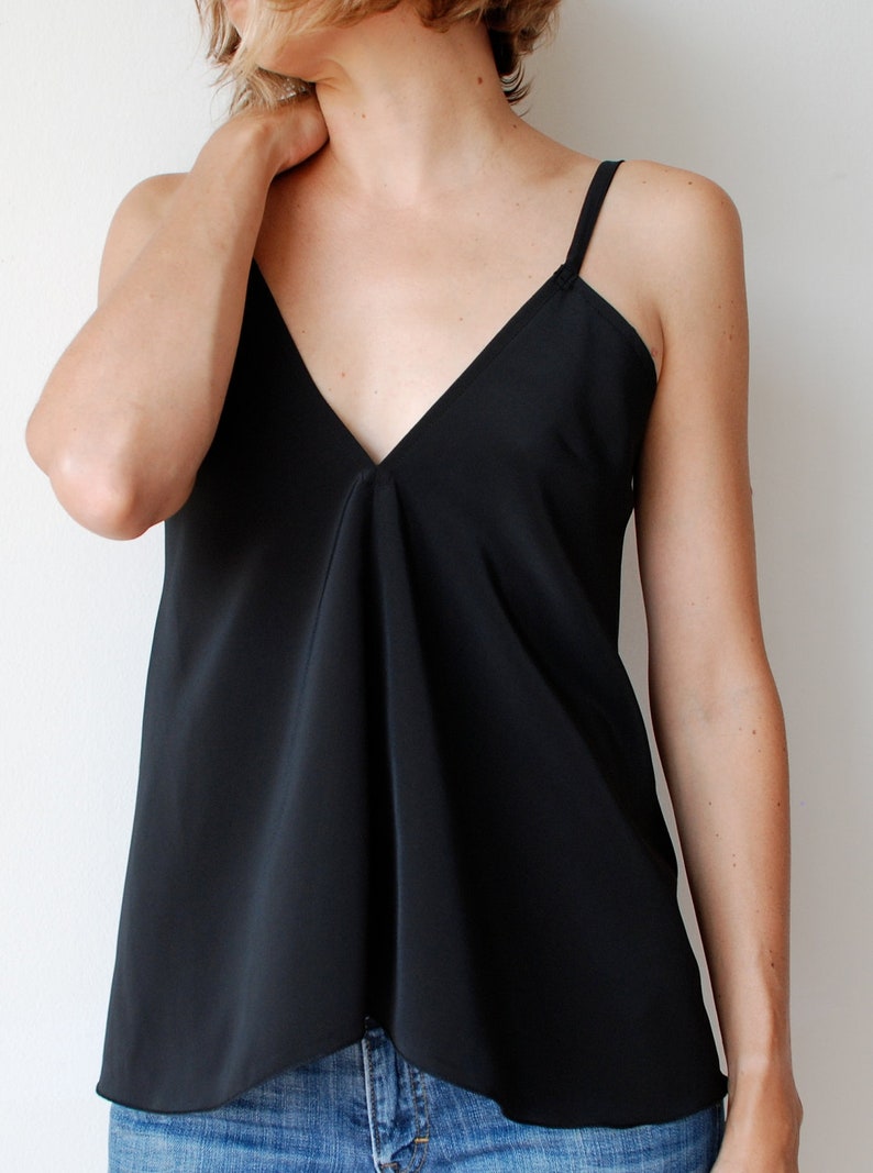 Black backless camisole tank top. Backless top. Boho singlet tank top. One size. image 3