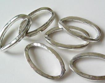 30 Large wavy oval rings chain links