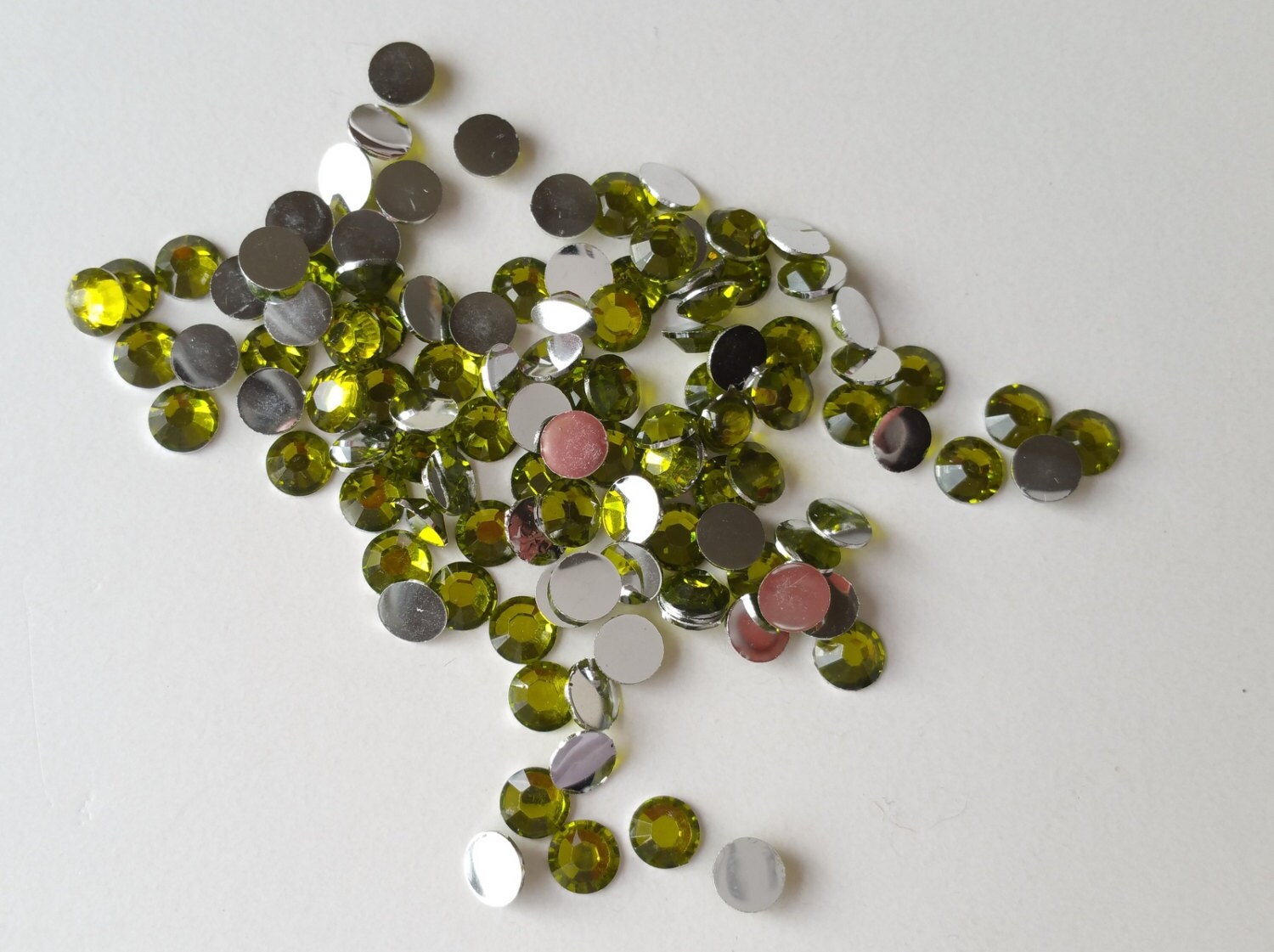 Flat back green plastic crystals 4.5mm Etsy