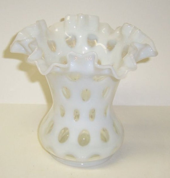 Fenton White Coin Spot Vase